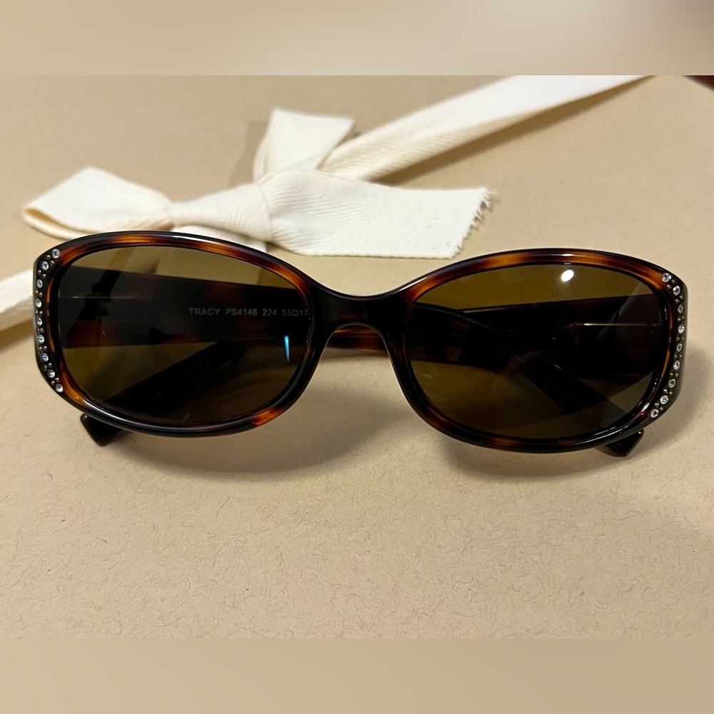 Fossil Sunglasses with rhinestones.